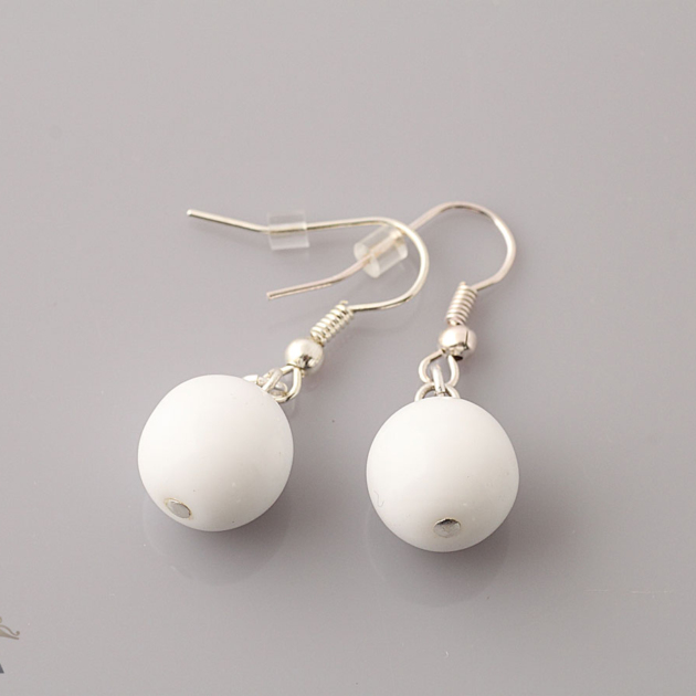 A-1      Białe, bialuteńkie