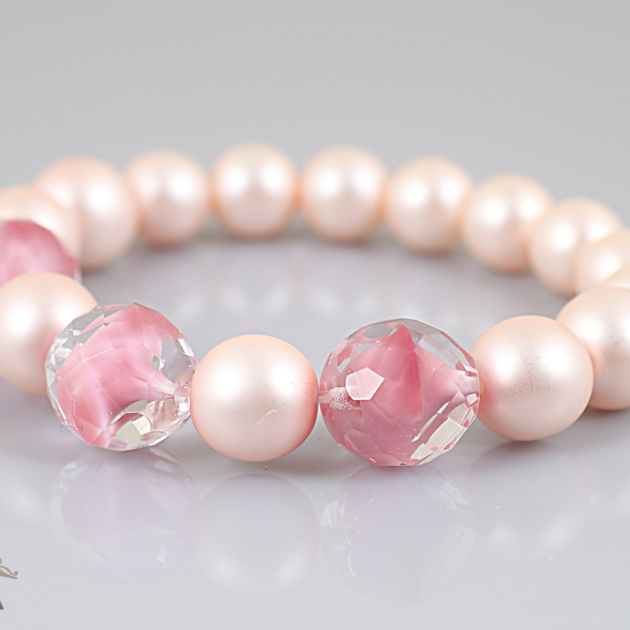 W różowych barwach