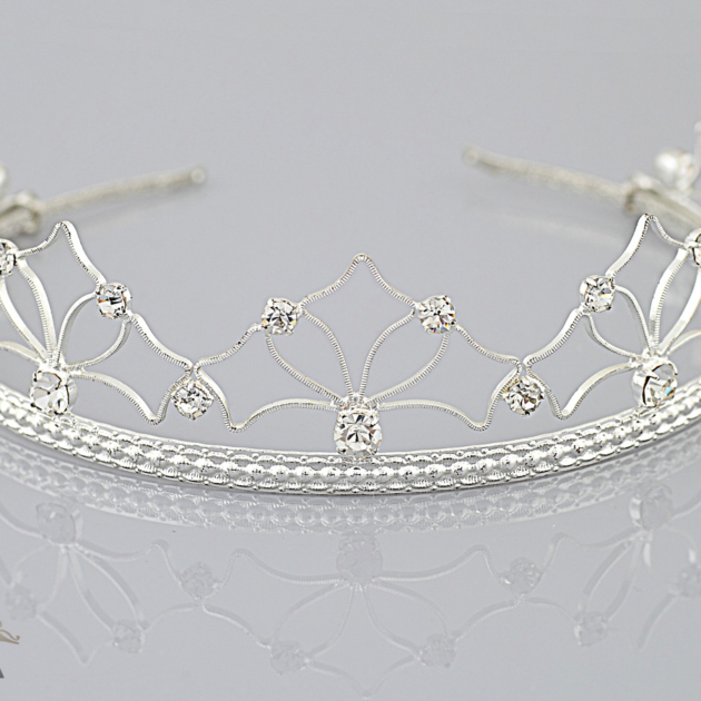 I-16  Subtelna pajęczynka